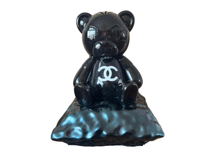 Sculptuur, Lior24, Chanel beer, zwart
